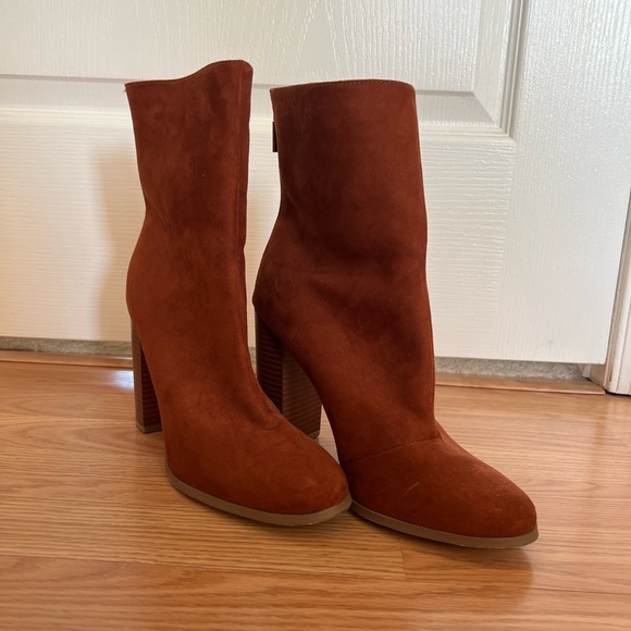 Express Burnt Orange Booties - Picture 1 of 6